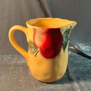 Verdona Fruit Pitcher